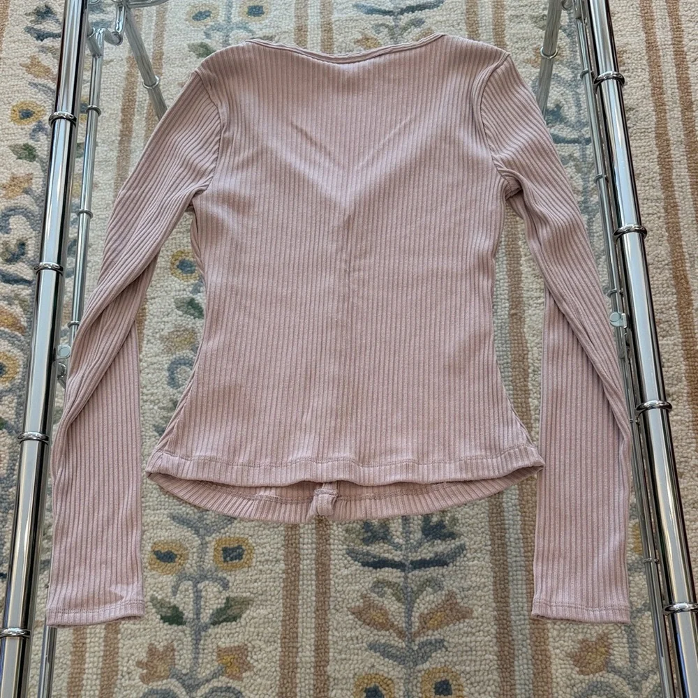 Guess Ribbed Button-Down Shirt - Picture 5 of 5